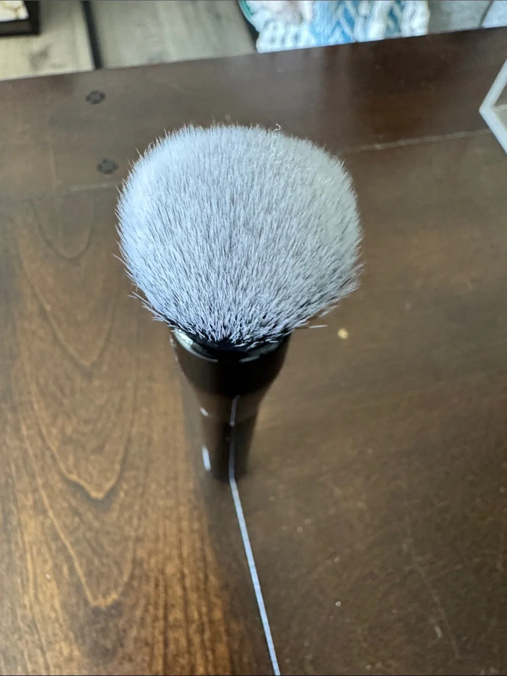 IL MAKIAGE Black & White Foundation Blending Brush